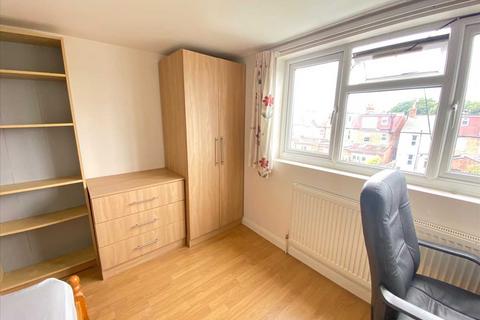 House share to rent, Harrow View Road, Ealing