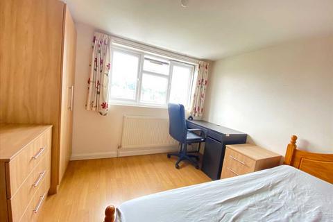 House share to rent, Harrow View Road, Ealing