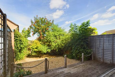 37 Hillcrest, Bar Hill, Cambridge, CB23 8TG