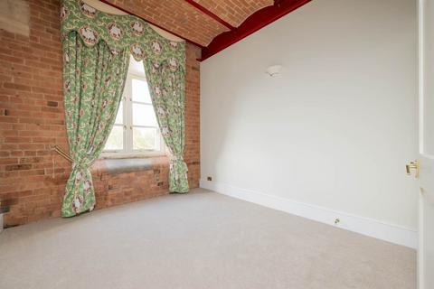 21 Bliss Mill, Chipping Norton, OX7 5JR