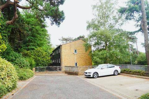 101 Murray Road, Northwood, HA6 2FZ