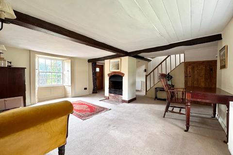 4 bedroom detached house for sale, Shrivenham Road, South Marston, SN3