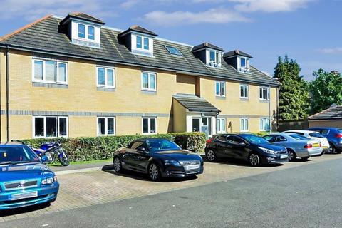 2 bedroom flat for sale, Sunbury-on-Thames, Surrey TW16