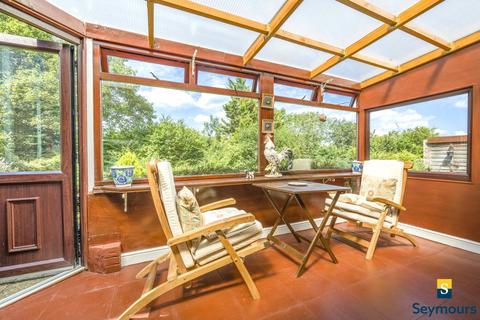 62 High View Road, Guildford, GU2 7RU