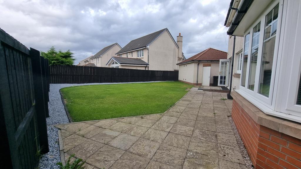 Rear enclosed garden