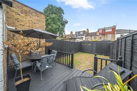8 Howarth Road, London, SE2 0UN