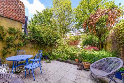 4 bedroom terraced house for sale, Sussex Way, London, N7