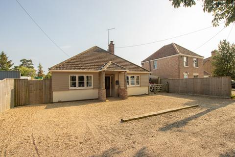 3 bedroom detached bungalow for sale, Bank Road, Dersingham