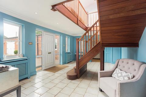 Applegate House The Marsh, Wanborough, Swindon, SN4 0AS