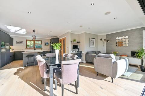 6 bedroom detached house for sale, The Avenue, Farnham Common, Slough, SL2