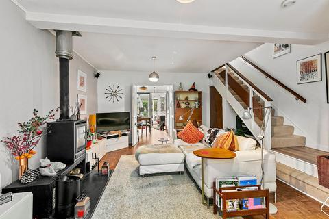 4 bedroom end of terrace house for sale, Woodville Road, Richmond, TW10