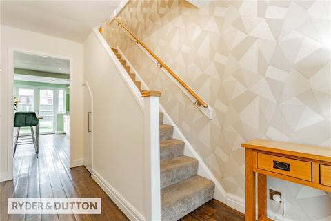 2 Fold Green, Chadderton, Oldham, OL9 9DT