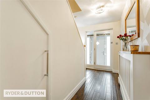 2 Fold Green, Chadderton, Oldham, OL9 9DT