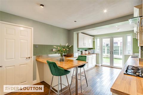 2 Fold Green, Chadderton, Oldham, OL9 9DT