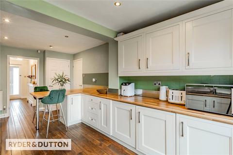 2 Fold Green, Chadderton, Oldham, OL9 9DT