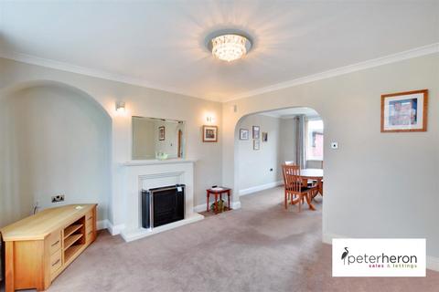 3 bedroom terraced house for sale, Banbury Avenue, Town End Farm, Sunderland