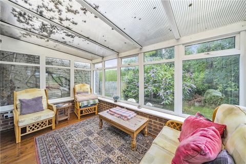 6 Ladbrook Close, Pinner, HA5 5LB