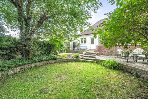 6 Ladbrook Close, Pinner, HA5 5LB