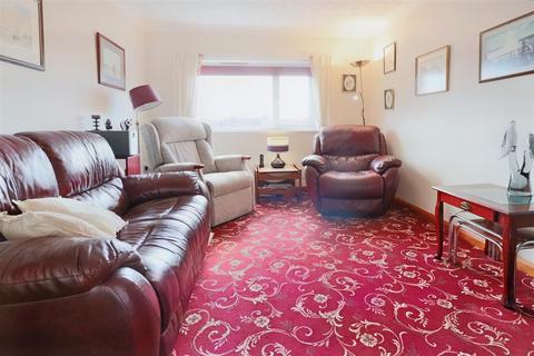 3 bedroom semi-detached house for sale, Granville Road, Lowestoft