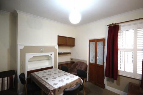 4 bedroom terraced house to rent, Burns Road, Wembley, Middlesex, HA0