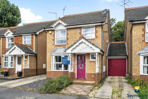 3 bedroom link detached house for sale, Cater Gardens, Surrey GU3