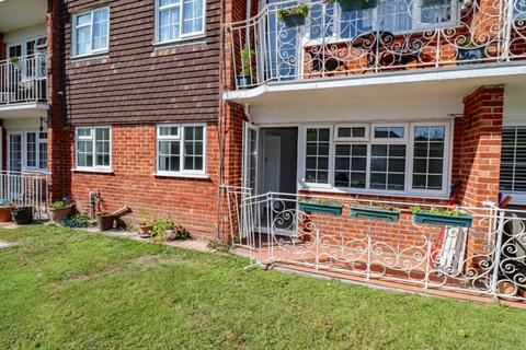 2 bedroom flat for sale, Mark Anthony Court, Hayling Island