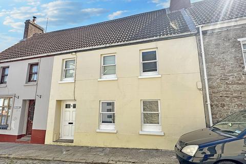 3 bedroom townhouse for sale, Little Street, Alderney GY9