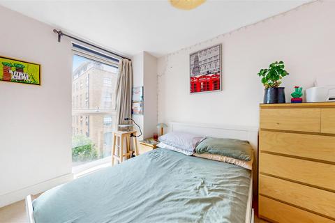 2 bedroom apartment for sale, Gunmakers Lane, Bow E3