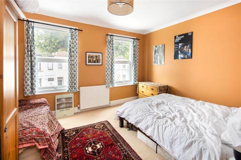 3 bedroom terraced house for sale, Waghorn Road, Plaistow, London, E13