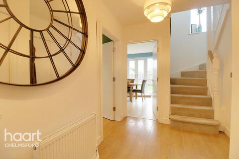 4 bedroom link detached house for sale, Ashford Place, Chelmsford