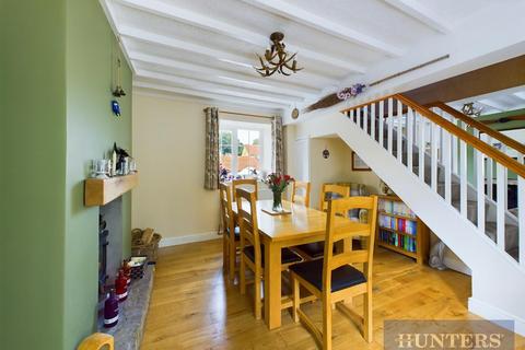 3 bedroom cottage for sale, High Street, Brompton-By-Sawdon, Scarborough