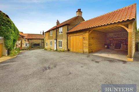 3 bedroom cottage for sale, High Street, Brompton-By-Sawdon, Scarborough