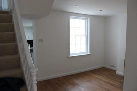 3 bedroom house to rent, Cheltenham Place, Brighton