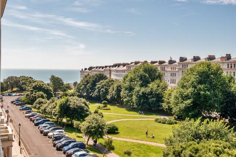 2 bedroom apartment for sale, Palmeira Square, Hove, East Sussex