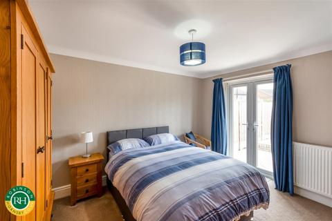 14 Arden Gate, Doncaster, DN4 9DP