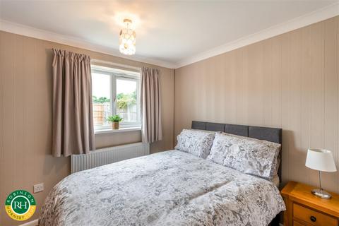14 Arden Gate, Doncaster, DN4 9DP