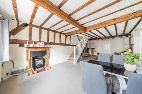 2 bedroom maisonette for sale, Market Street, Alton, Hampshire, GU34