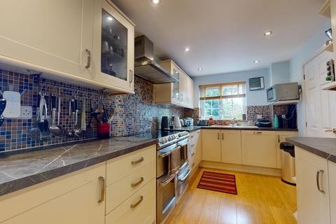 4 bedroom detached house for sale, Ashmore Gardens, Northfleet, Gravesend