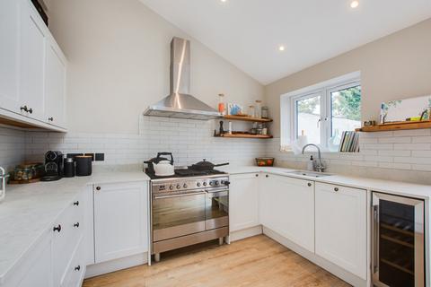 232 Days Lane, Sidcup, DA15 8PG