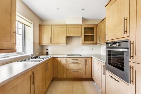 1 bedroom retirement property for sale, COBHAM ROAD, FETCHAM, LEATHERHEAD, KT22