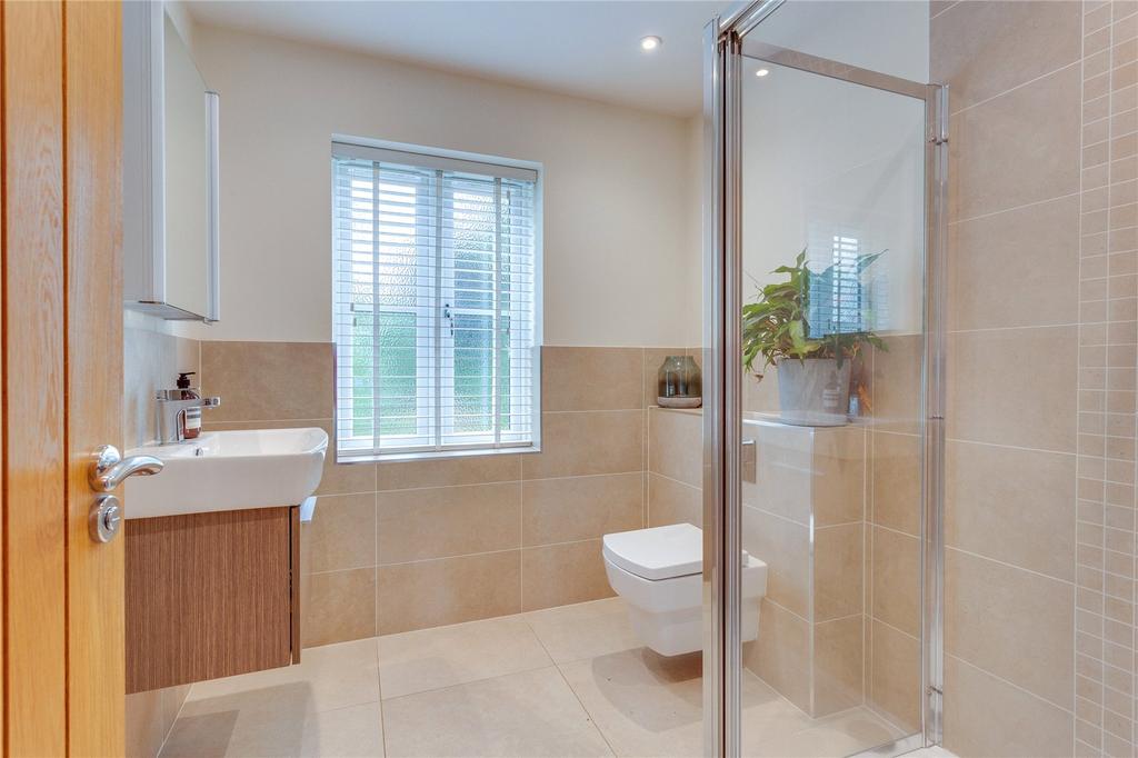Family Shower Room