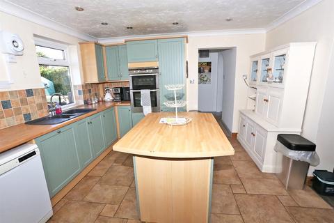 4 bedroom house for sale, Hall Cottages, Acle, Norwich, NR13