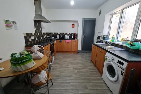 4 bedroom terraced house for sale, Rhondda Street, Swansea, City And County of Swansea.