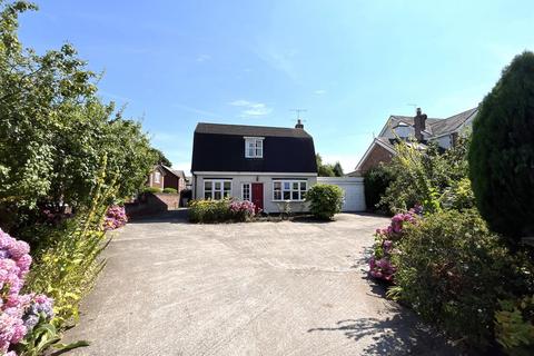 4 bedroom detached house for sale, Crewe Road, Haslington