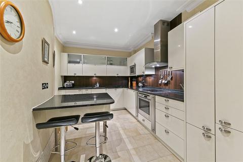 2 bedroom apartment for sale, Juniper House, 29 Melliss Avenue, Kew, Surrey, TW9