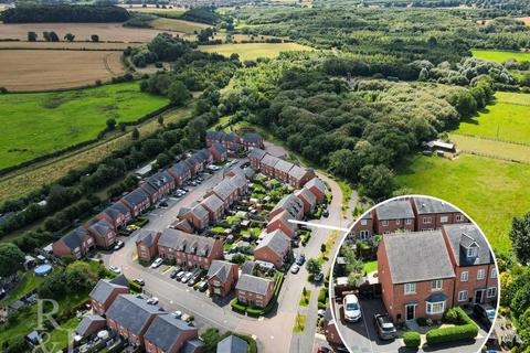 4 bedroom detached house for sale, Stoneyford Road, Overseal