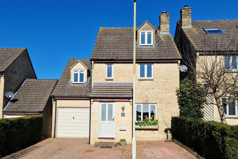 4 bedroom detached house for sale, Stonelee Close, Chadlington, Chipping Norton, Oxfordshire, OX7