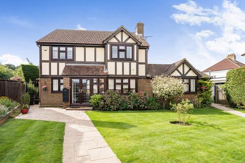 4 bedroom detached house for sale, Seymour Drive, Bromley