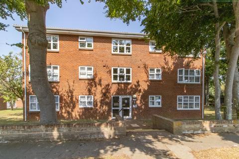 2 bedroom flat for sale, Devonshire Gardens, James Court, CT9