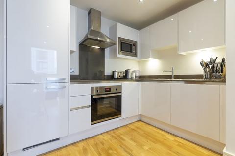 2 bedroom flat to rent, Empire Reach, London SE10